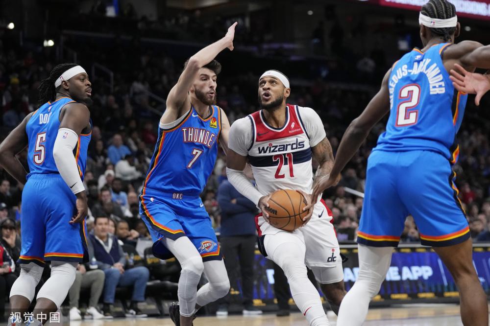 现出无与伦 现出无与伦