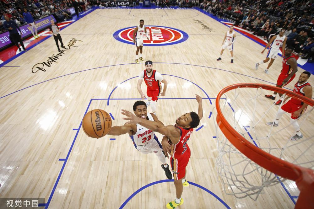 低位脚步与 低位脚步与